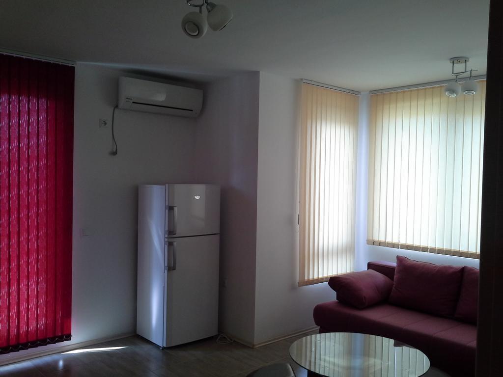Burgas Sarafovo Apartment ภายนอก รูปภาพ